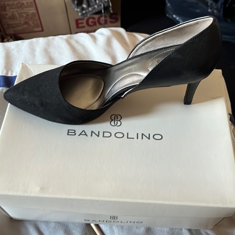 Bandolino pumps